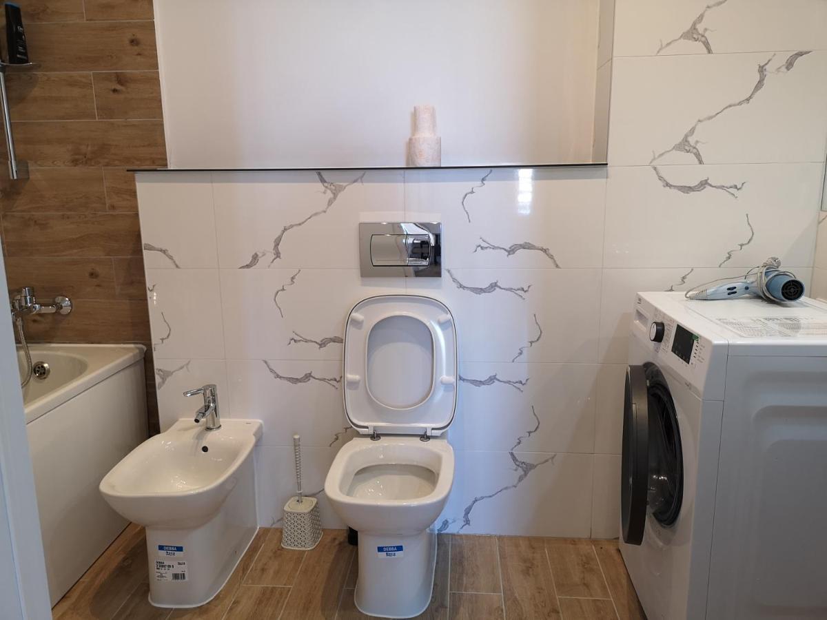 Ared-Atrium Mall Chrysflatty3 Premium Apartment 60Mp Arad Esterno foto