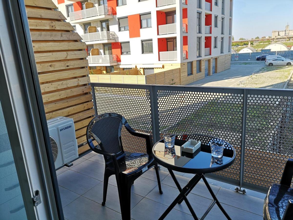 Ared-Atrium Mall Chrysflatty3 Premium Apartment 60Mp Arad Esterno foto