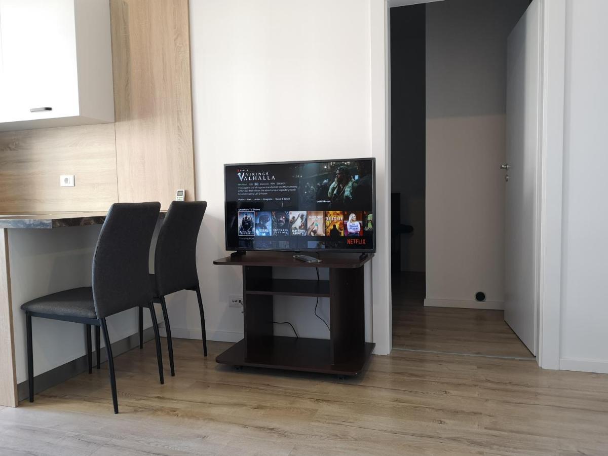 Ared-Atrium Mall Chrysflatty3 Premium Apartment 60Mp Arad Esterno foto