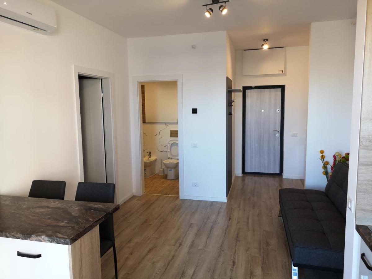 Ared-Atrium Mall Chrysflatty3 Premium Apartment 60Mp Arad Esterno foto