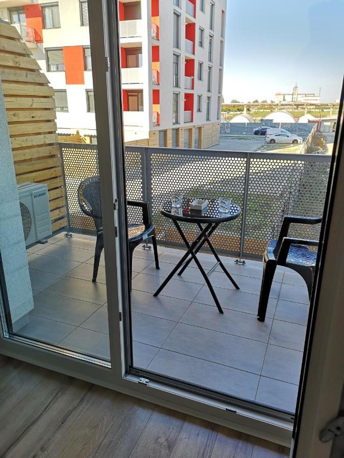 Ared-Atrium Mall Chrysflatty3 Premium Apartment 60Mp Arad Esterno foto